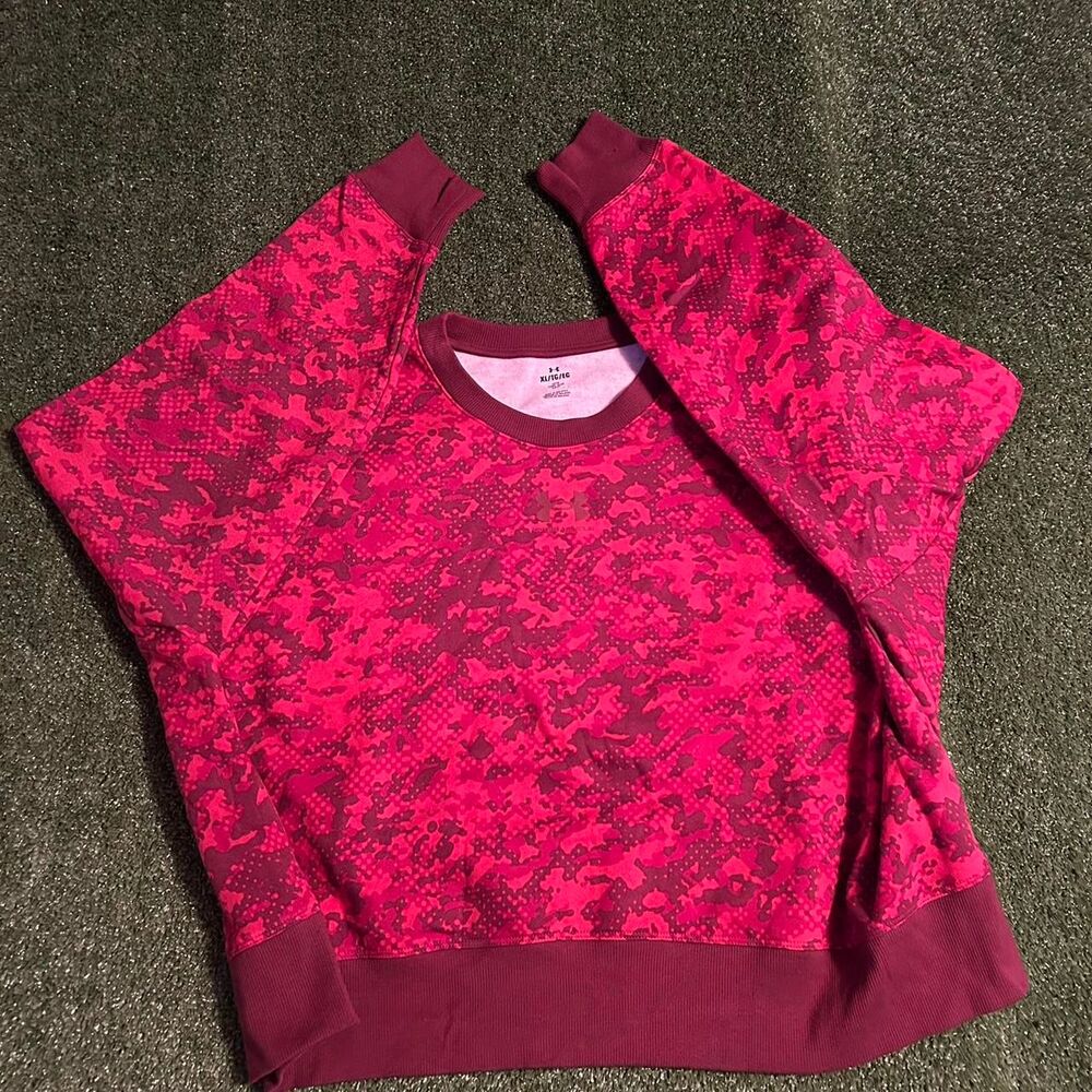 Under-armour Women's Red and Burgundy Sweatshirt